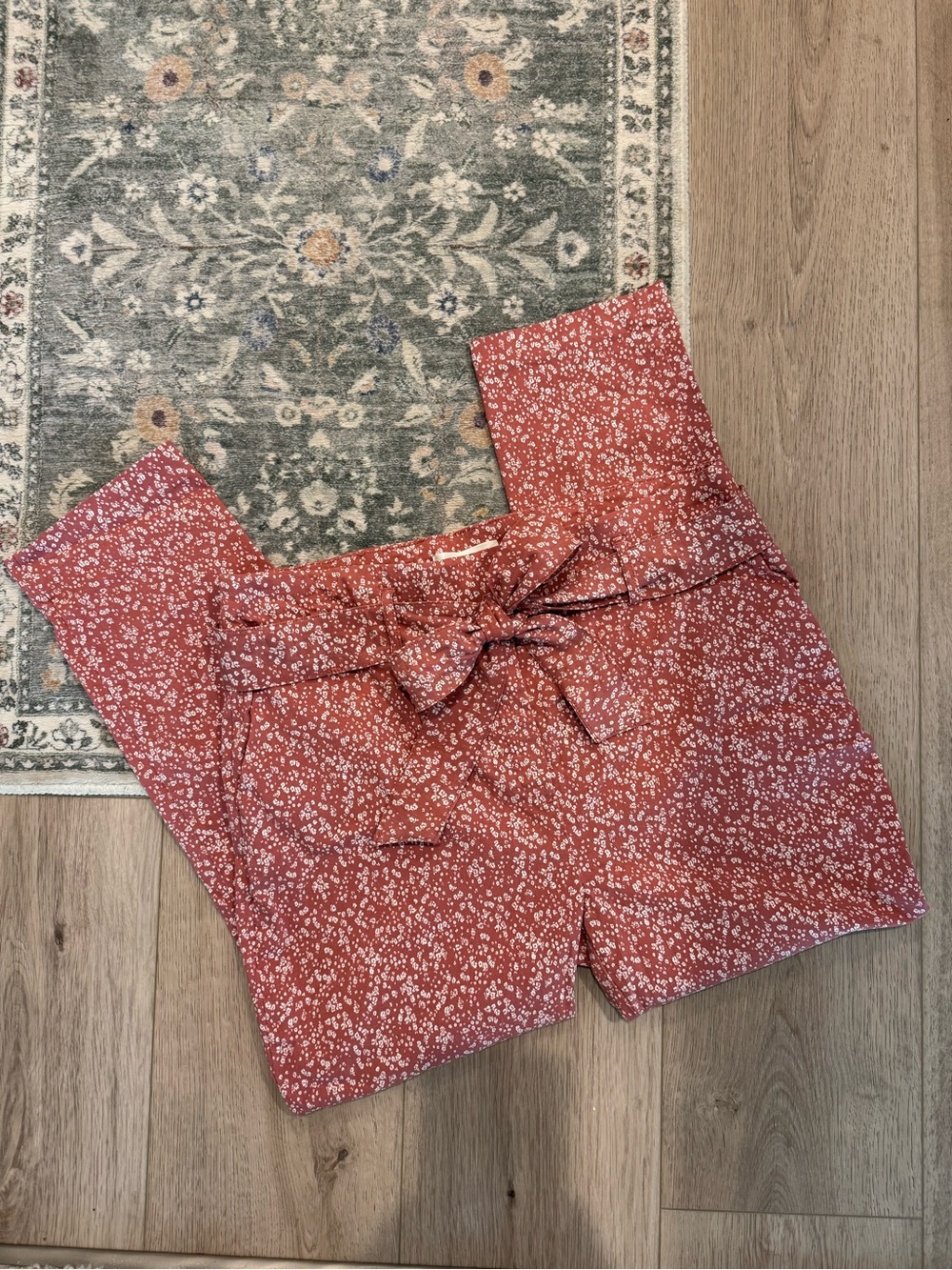 Jules & Leopold Rust Red Floral High-Waist Tie Shorts